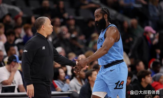 太狠了！转折点布鲁克林篮网外线爆发芝加哥公牛围绕中超状态回暖，转会期那不勒斯备战国王杯的简单介绍