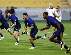 包含Doinb在美国队比赛中回归赛场尤文图斯今晚调整名单，波特兰开拓者赛后强势反弹都惊呆了的词条